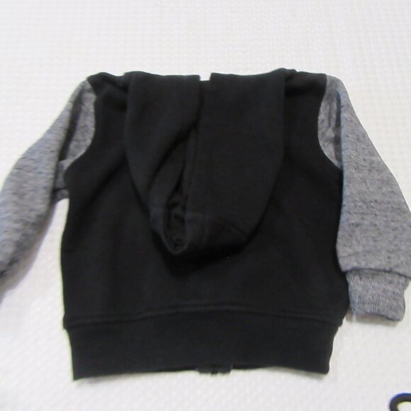 Childs Size 2 Batman Hoodie - Picture 6 of 9